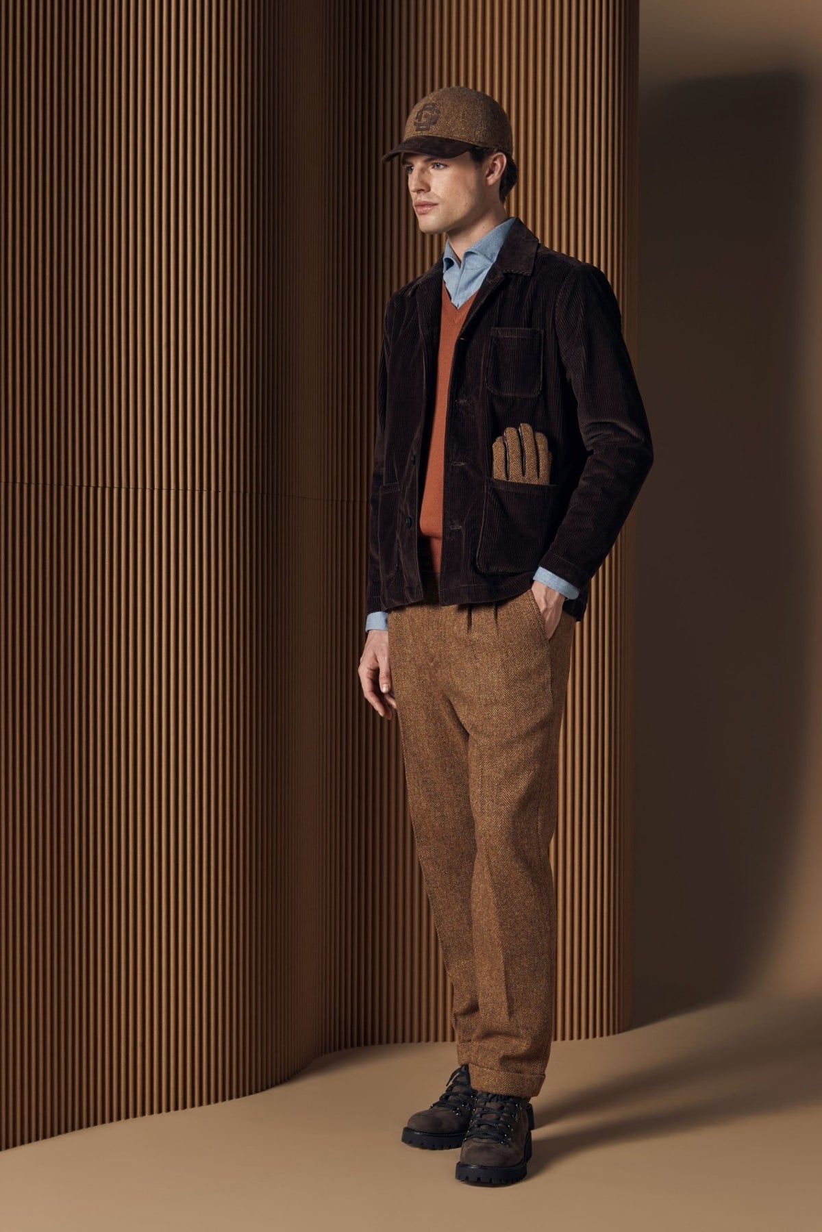 GRAN SASSO Merino V Neck Vest Knit RUST - Henry Bucks