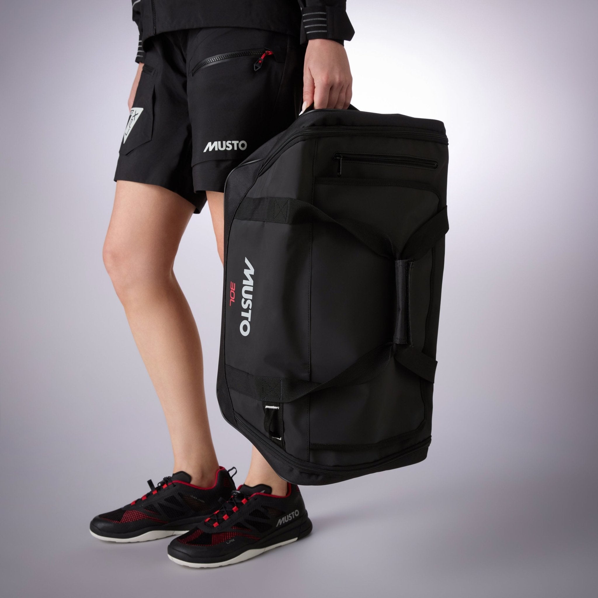 MUSTO 30L Duffle Bag BLACK (Online only*) - Henry Bucks
