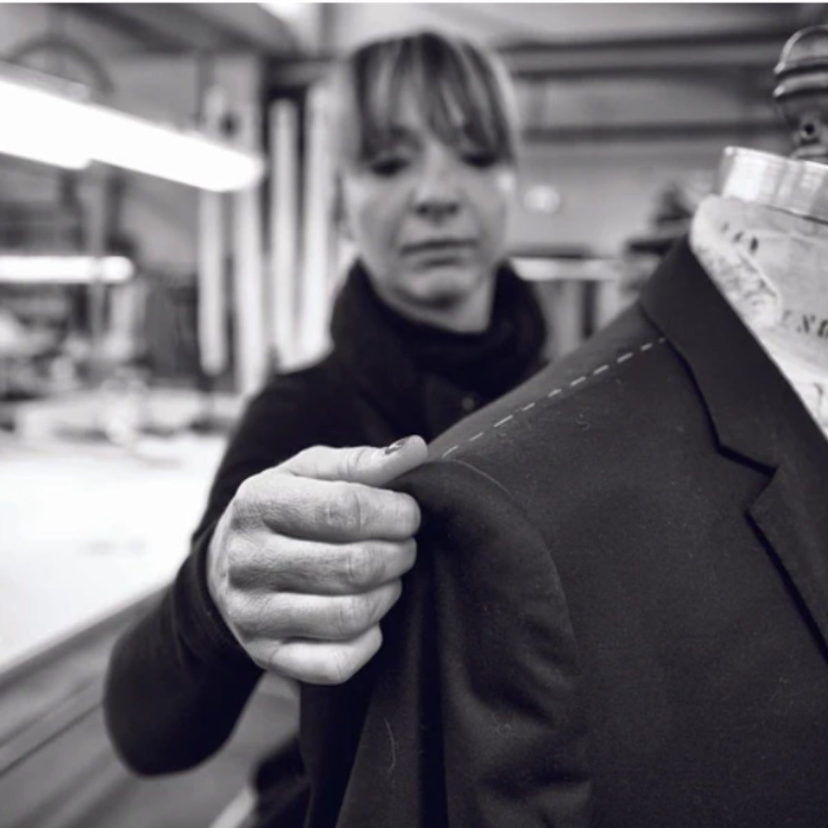 The Craftsmanship Behind Made-to-Order Suits: What Sets Them Apart - Henry Bucks