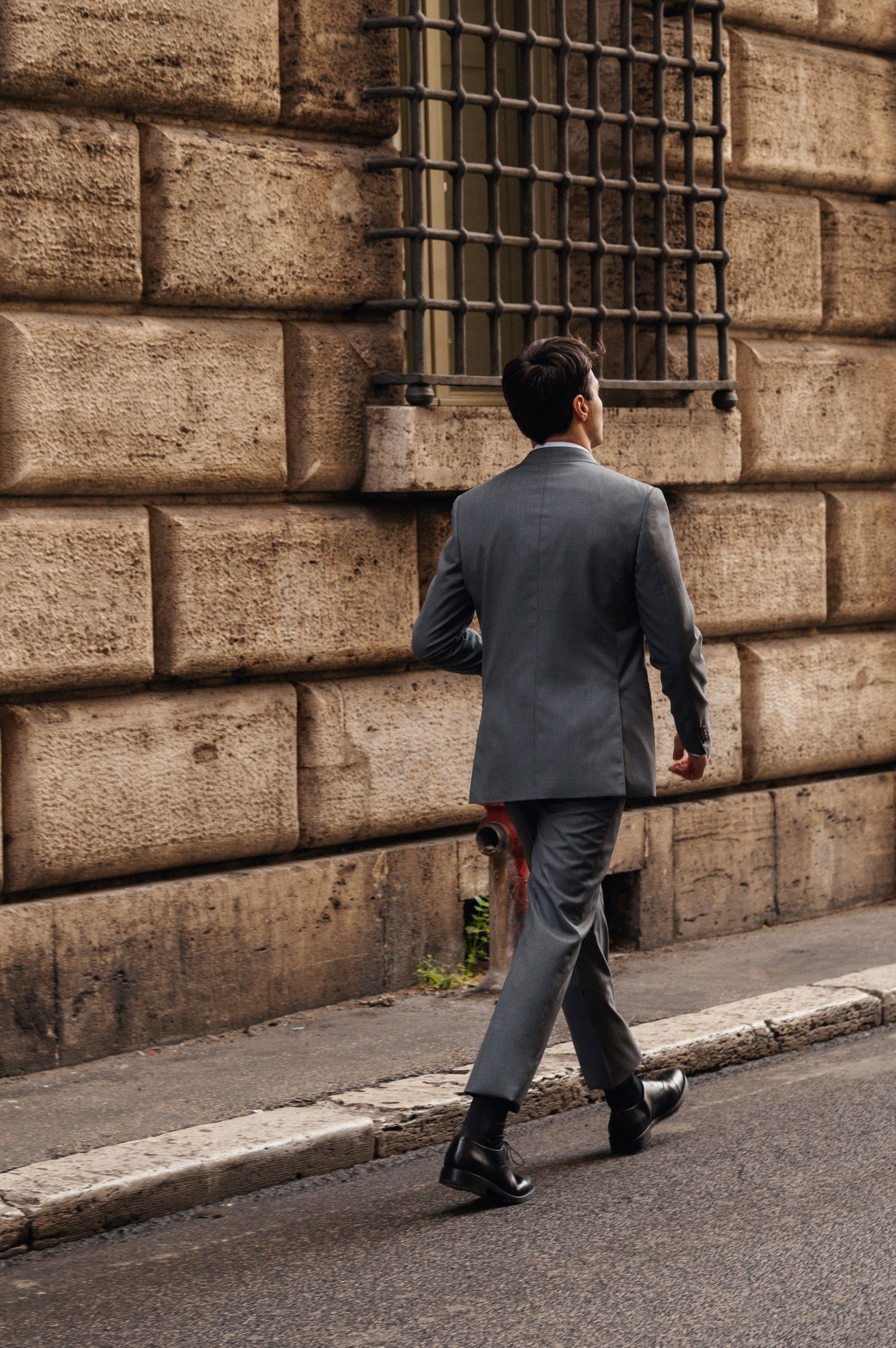 HENRY SARTORIAL HERITAGE Zegna Traveller™ Plain Suit GREY REG