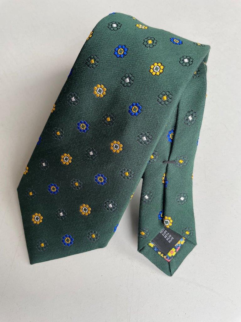 HEMLEY Silk Floral Tie GREEN - Henry Bucks