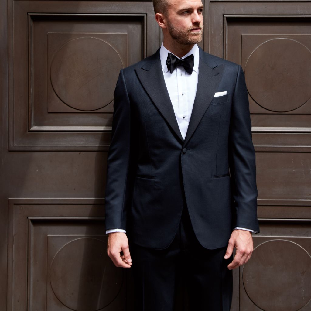 HENRY SARTORIAL HERITAGE Peak Lapel Wool Dinner Suit BLACK REG - Henry Bucks