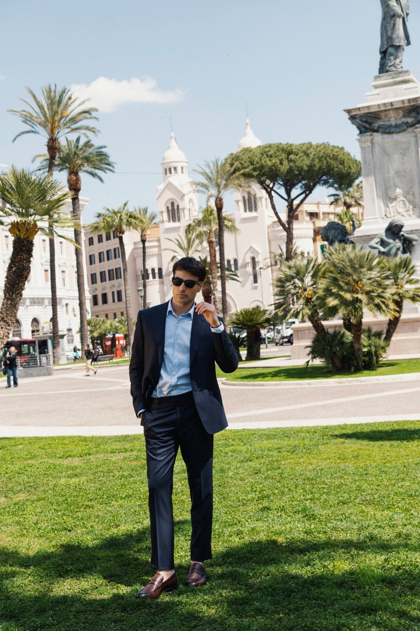 HENRY SARTORIAL HERITAGE Zegna 15Milmil™ Self Stripe Suit NAVY REG - Henry BucksSuits23AW230013 - NAVY - R - 48