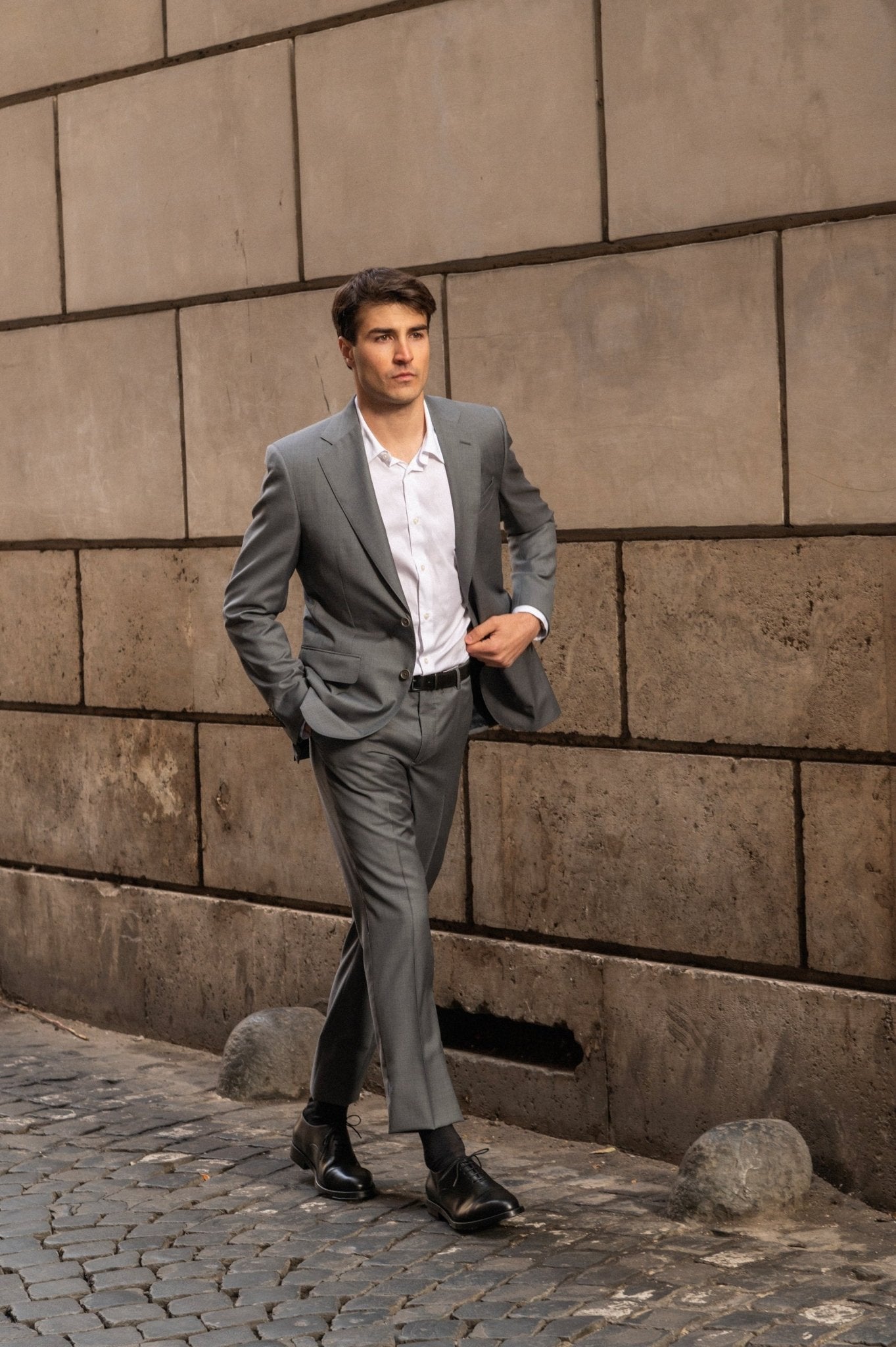 HENRY SARTORIAL HERITAGE Zegna Traveller™ Plain Suit GREY REG - Henry BucksSuits23AW230007 - GREY - R - 48