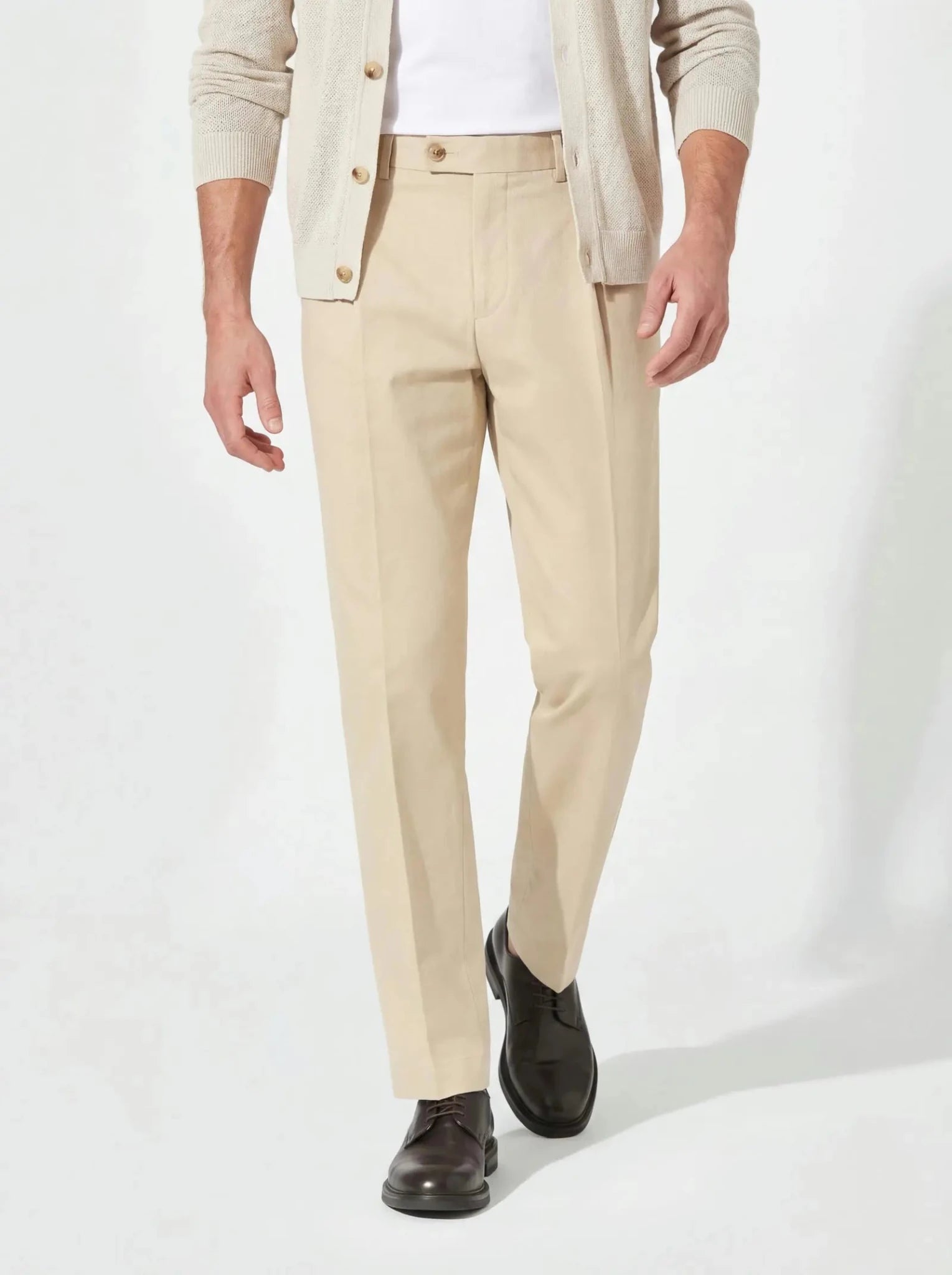 HENRY SARTORIAL X HILTL Primo Pleated Business Chino BEIGE - Henry Bucks