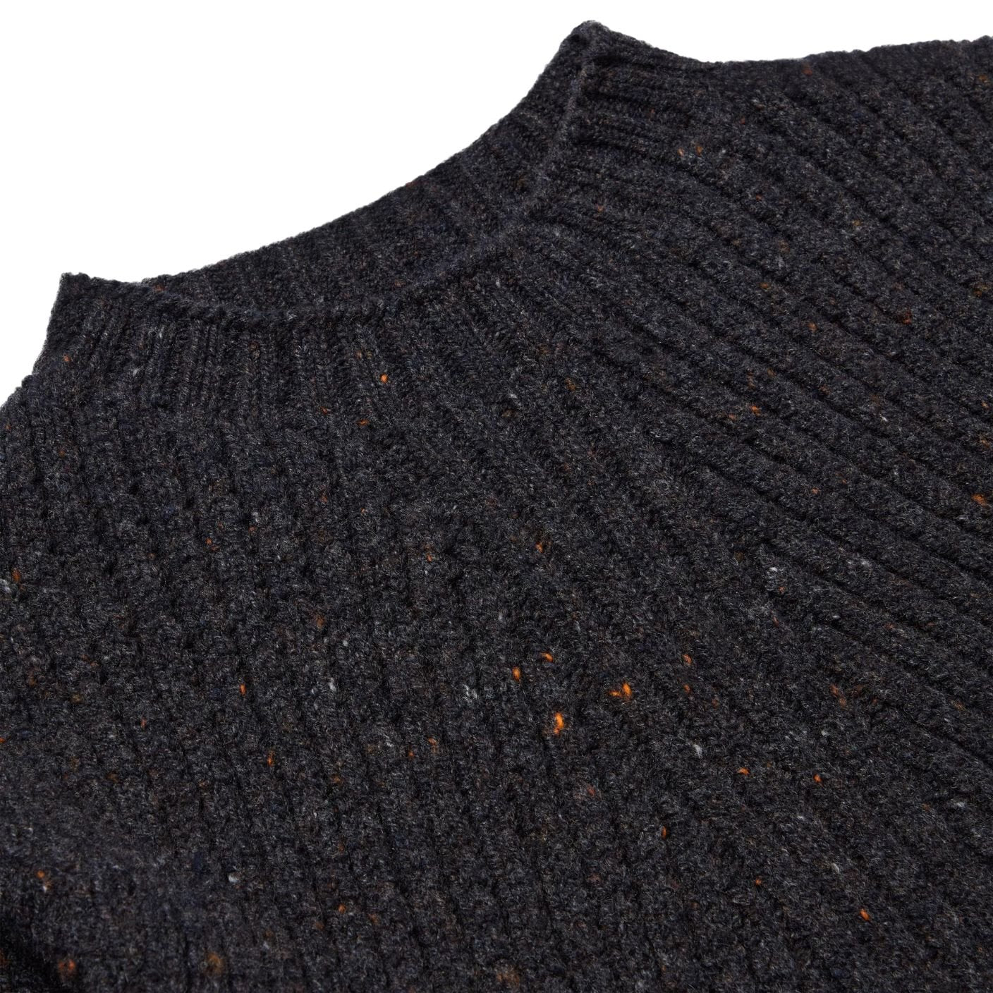 HENRY SARTORIAL X INIS MEAIN Crew Neck Jumper CHARCOAL - Henry Bucks