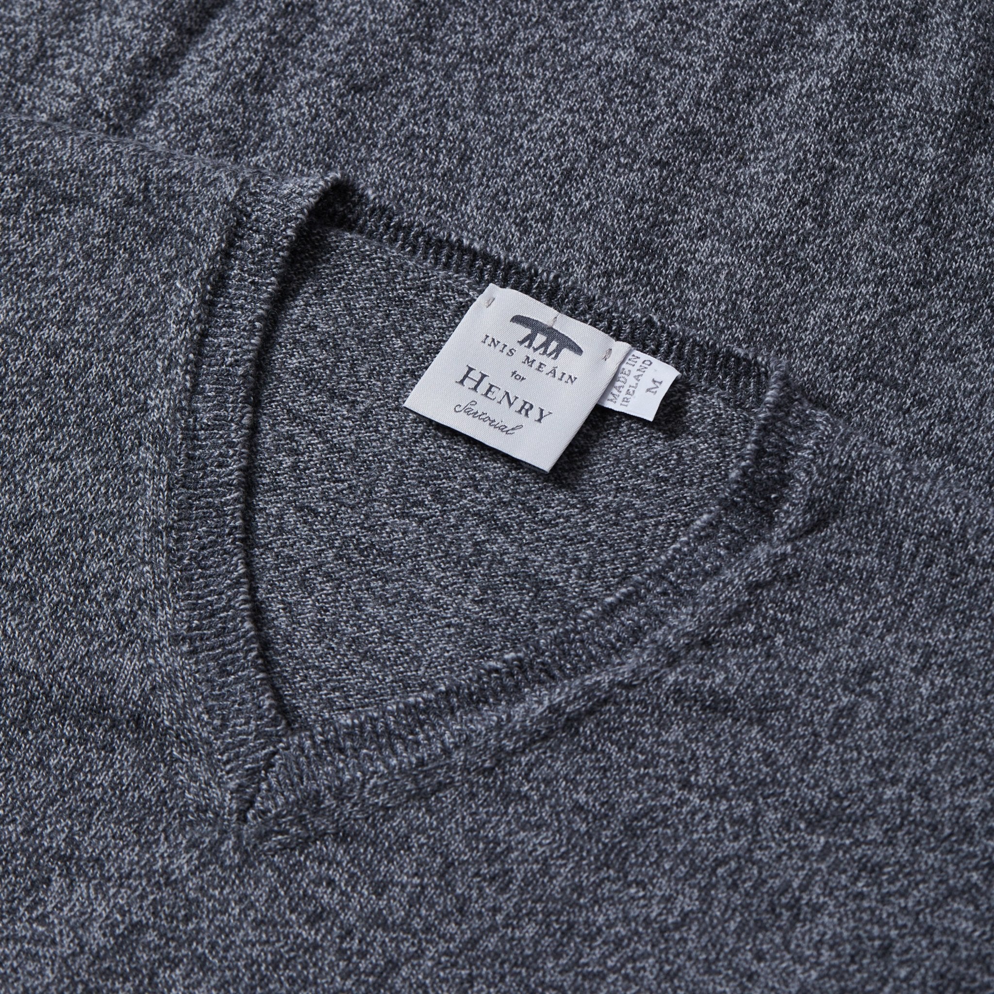 INIS MEAIN Merino V Neck Knit GREY MARL - Henry BucksKnitwear46AW230032 - GREYMARL - M