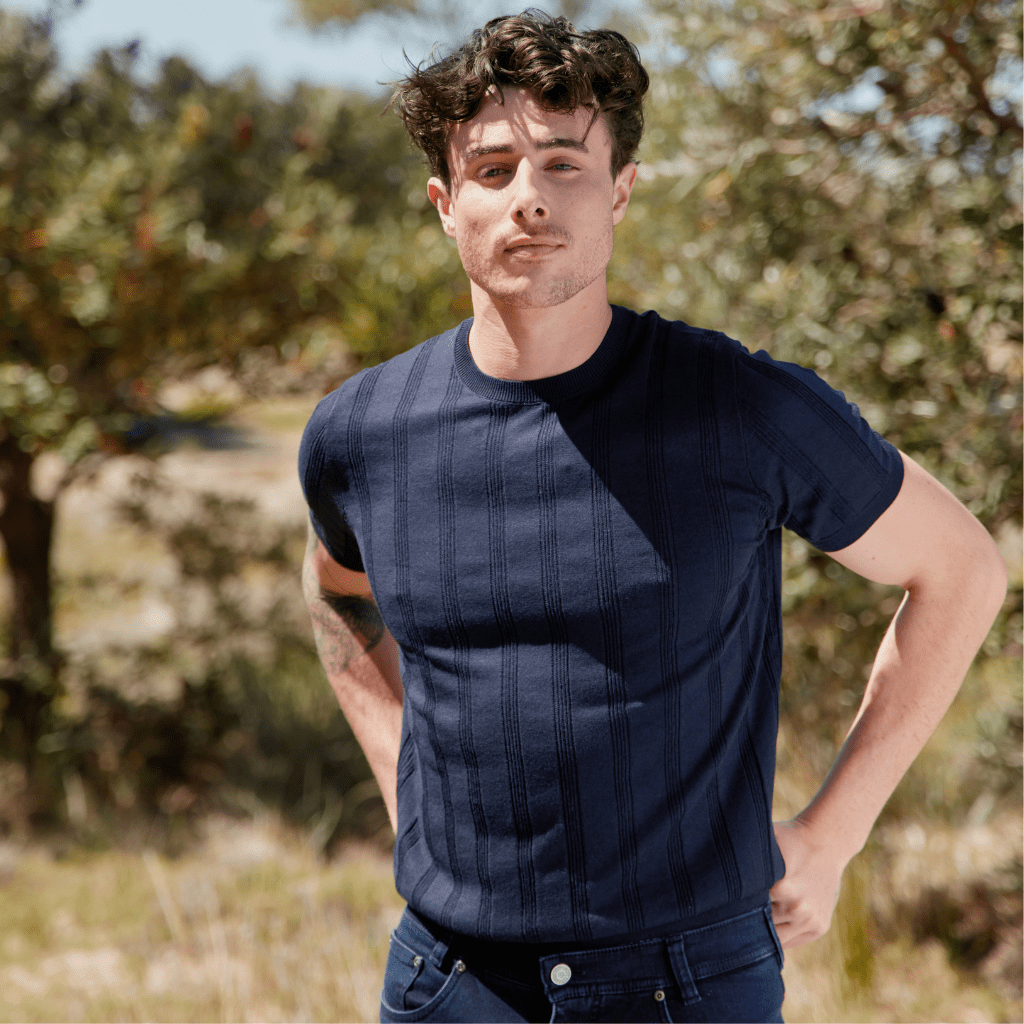 McKINNON & CO X FERRANTE Ribbed Crew Neck Tee NAVY - Henry Bucks