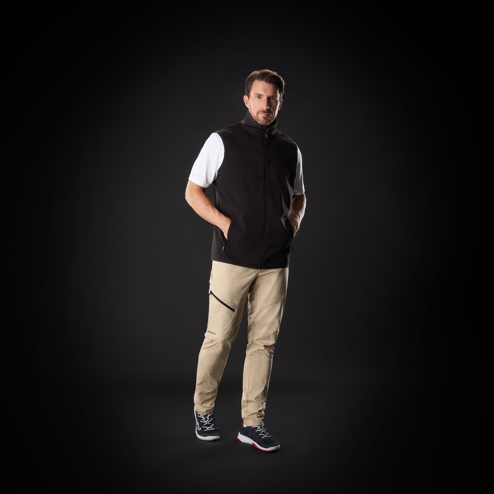 MUSTO Evo Crew Softshell Vest BLACK (Online only*) - Henry Bucks