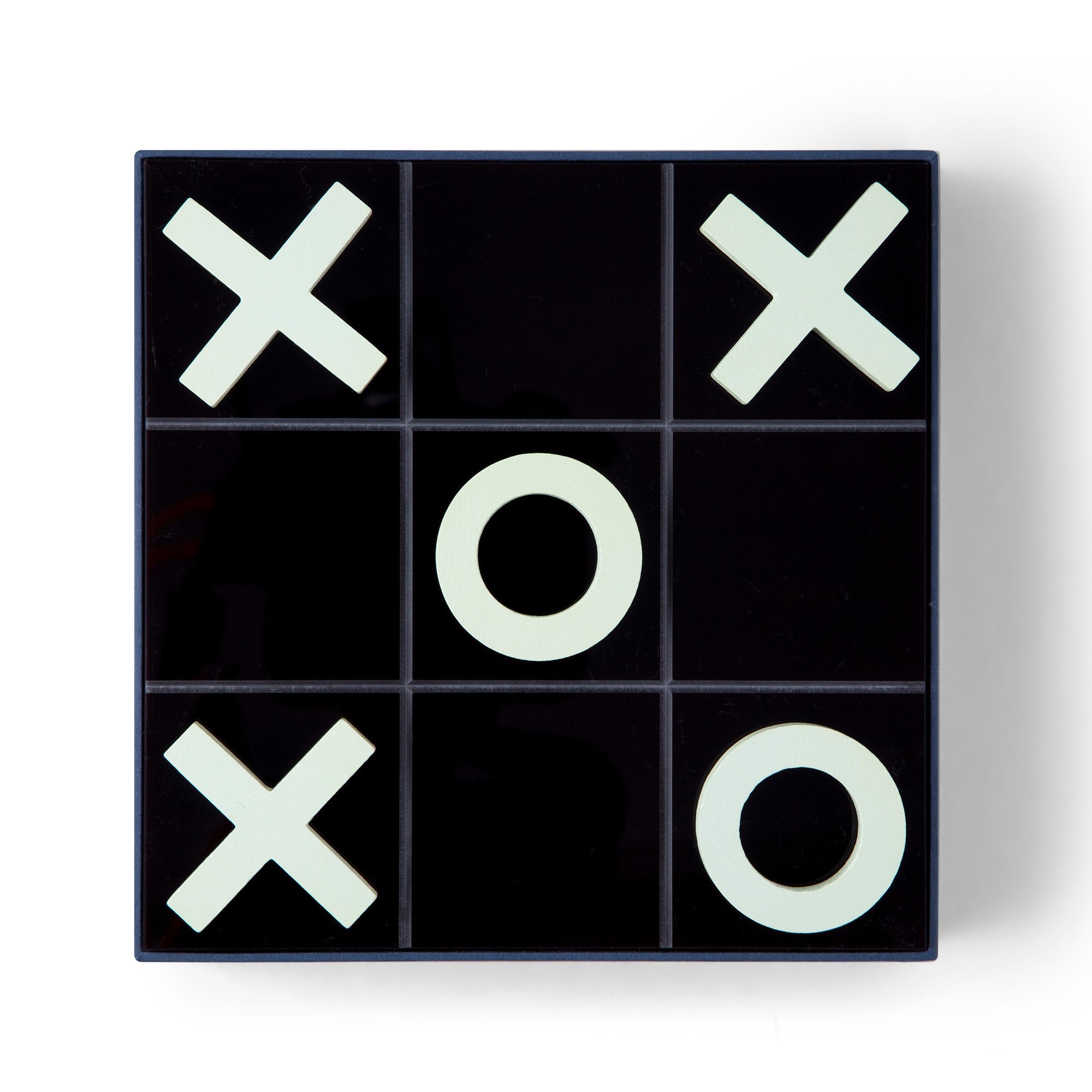 PRINTWORKS Tic Tac Toe Classic - Henry Bucks