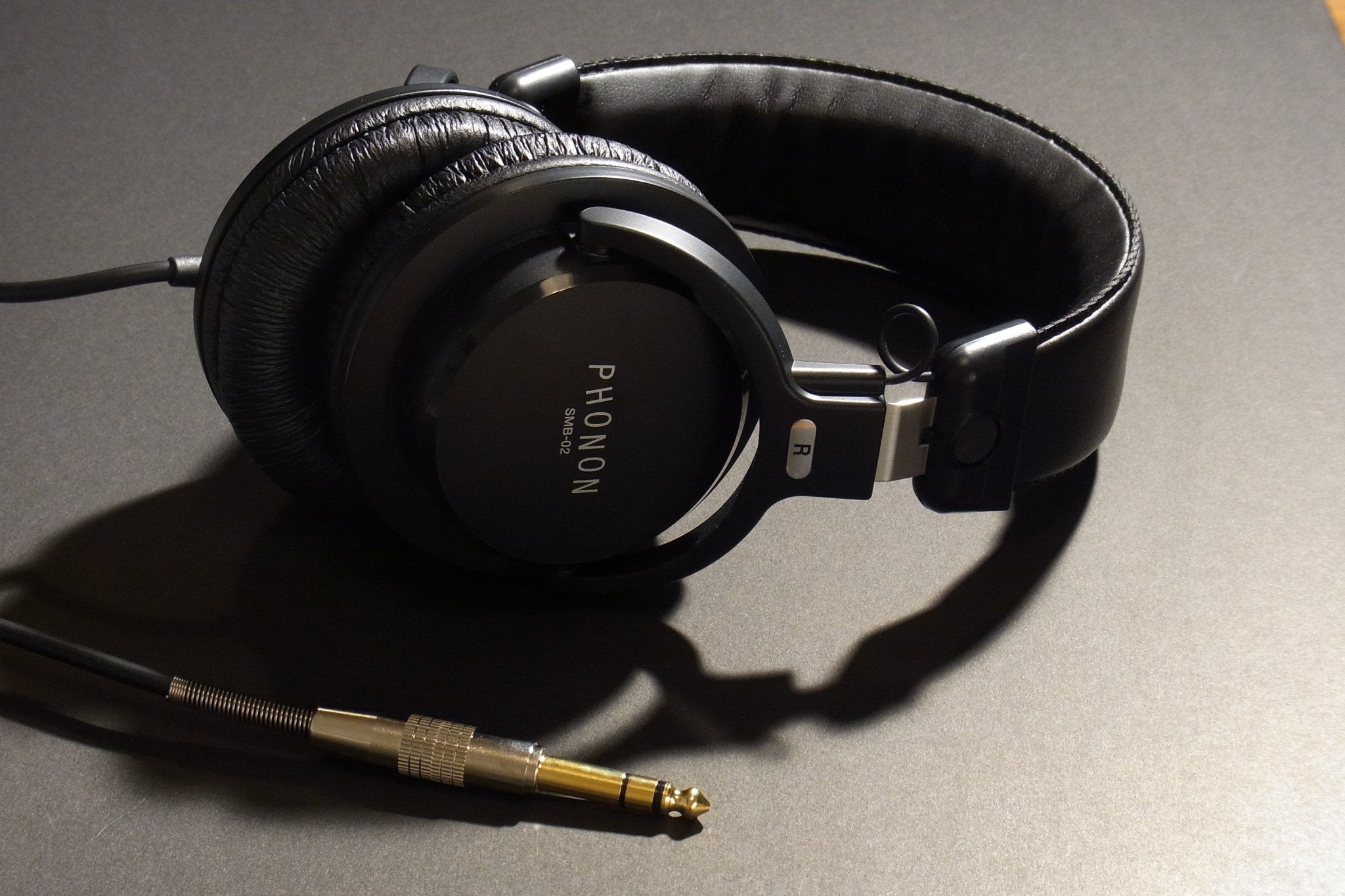 PHONON MONITORING HEADPHONES - SMB - 02 (*Online only) - Henry Bucks